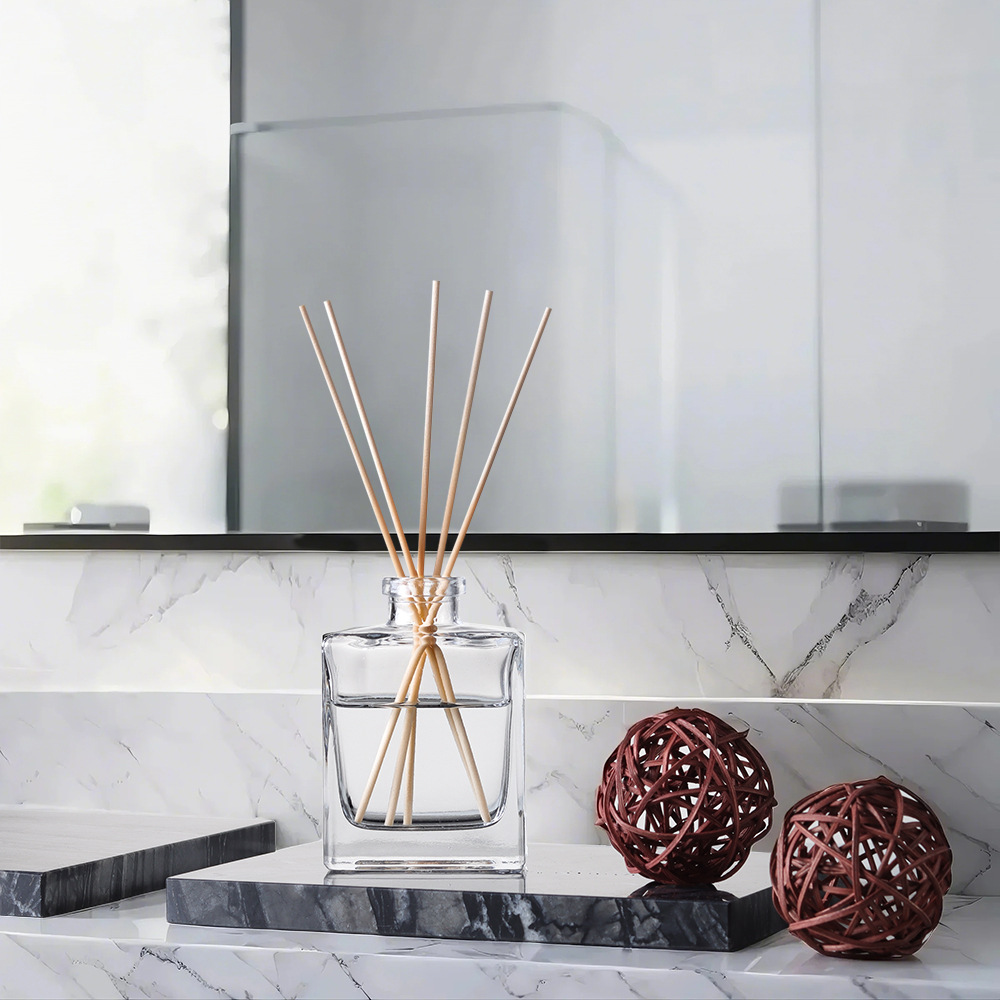 Flacon d'aromathérapie carré e - Home Fragrance Japan avis et prix